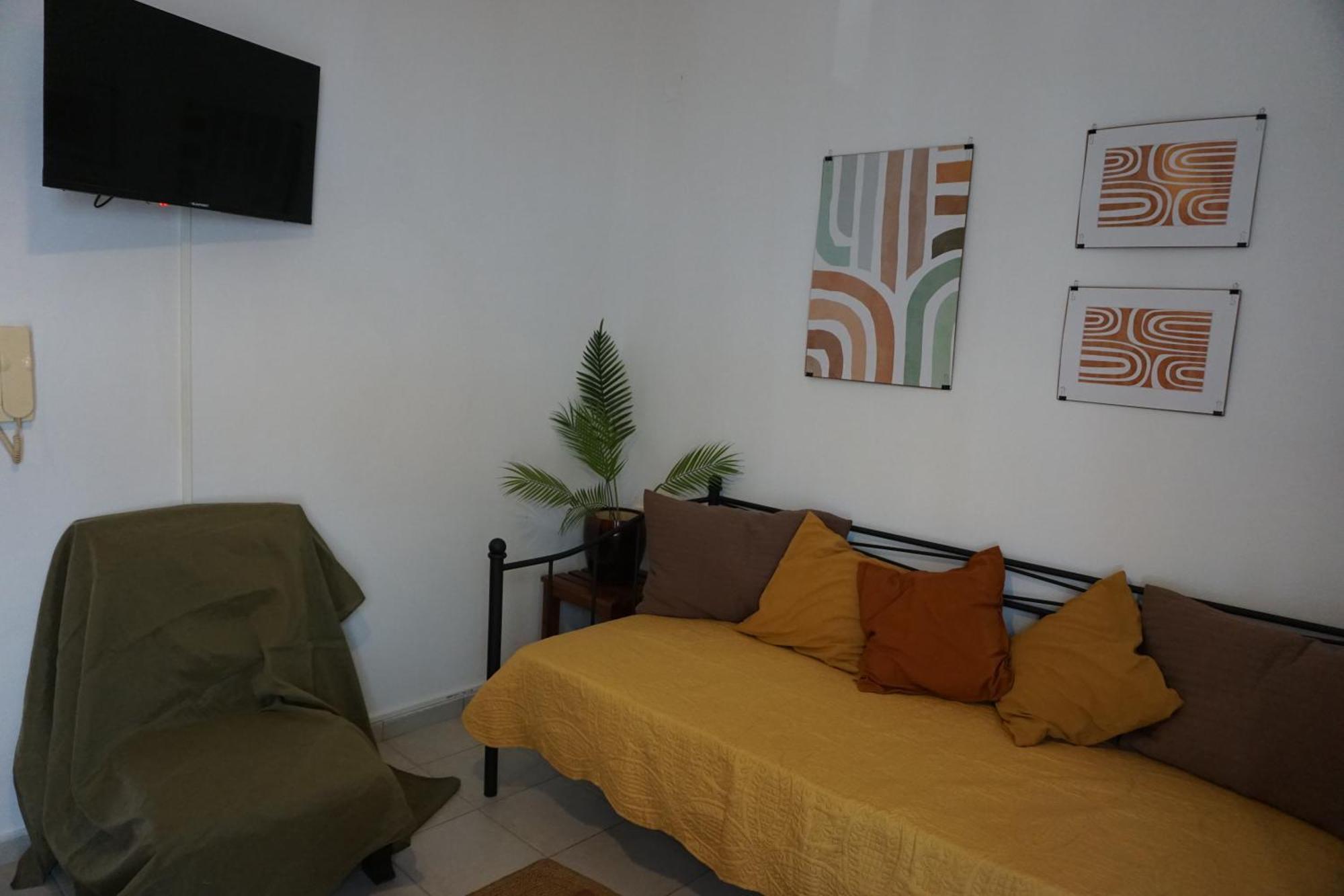 Mara'S Cozy City Apt كاندية المظهر الخارجي الصورة