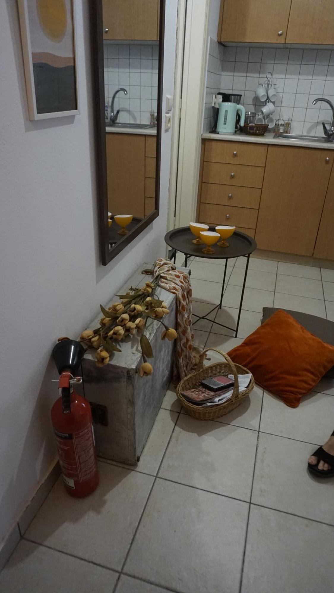 Mara'S Cozy City Apt كاندية المظهر الخارجي الصورة