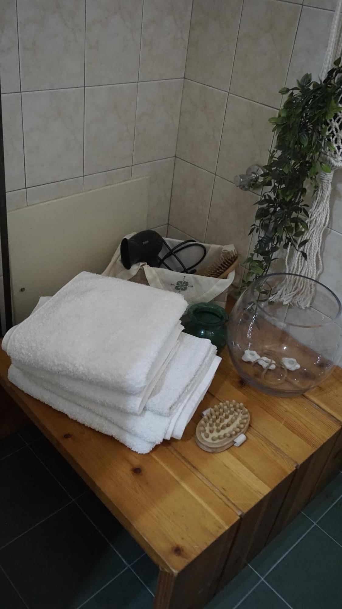 Mara'S Cozy City Apt كاندية المظهر الخارجي الصورة