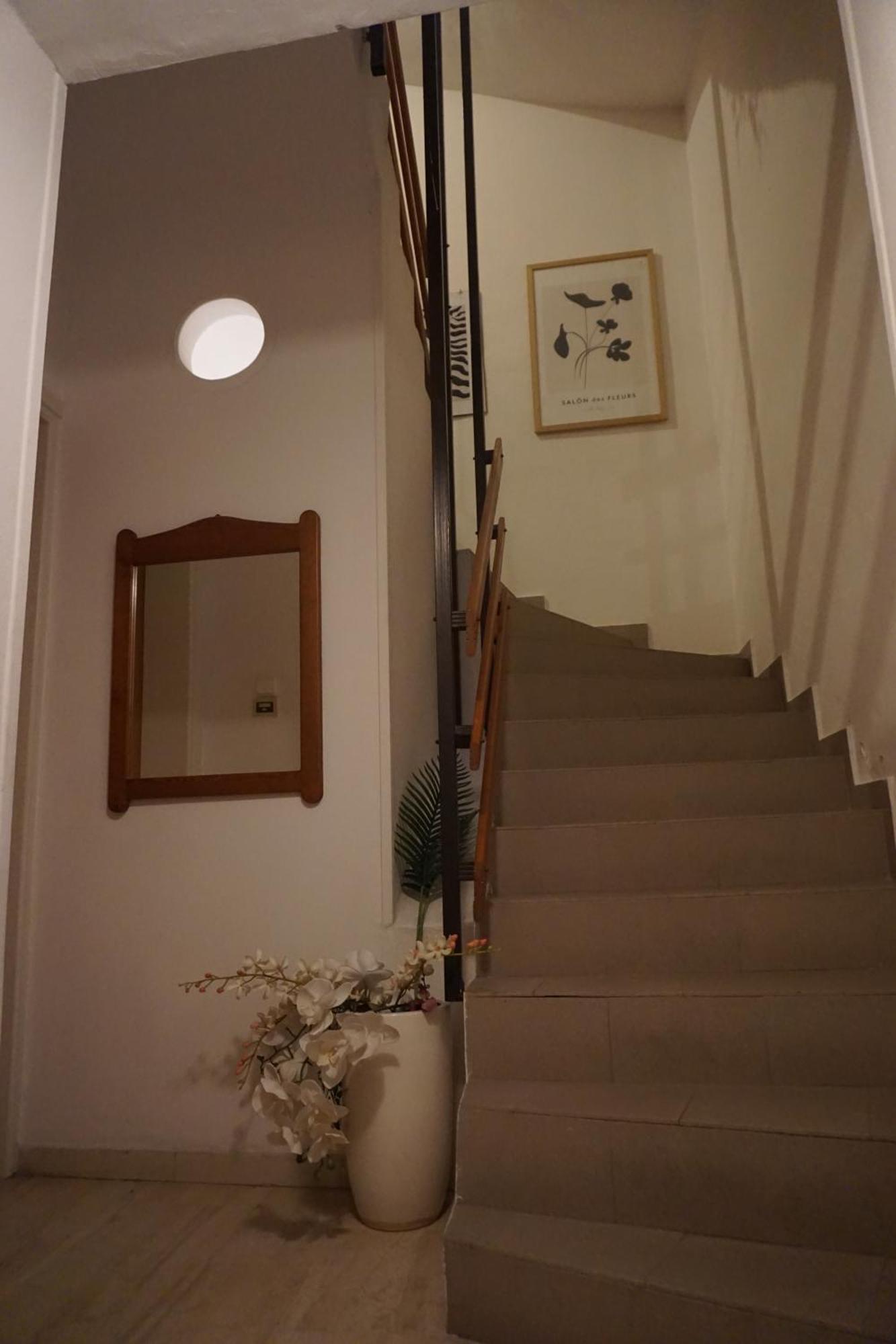 Mara'S Cozy City Apt كاندية المظهر الخارجي الصورة