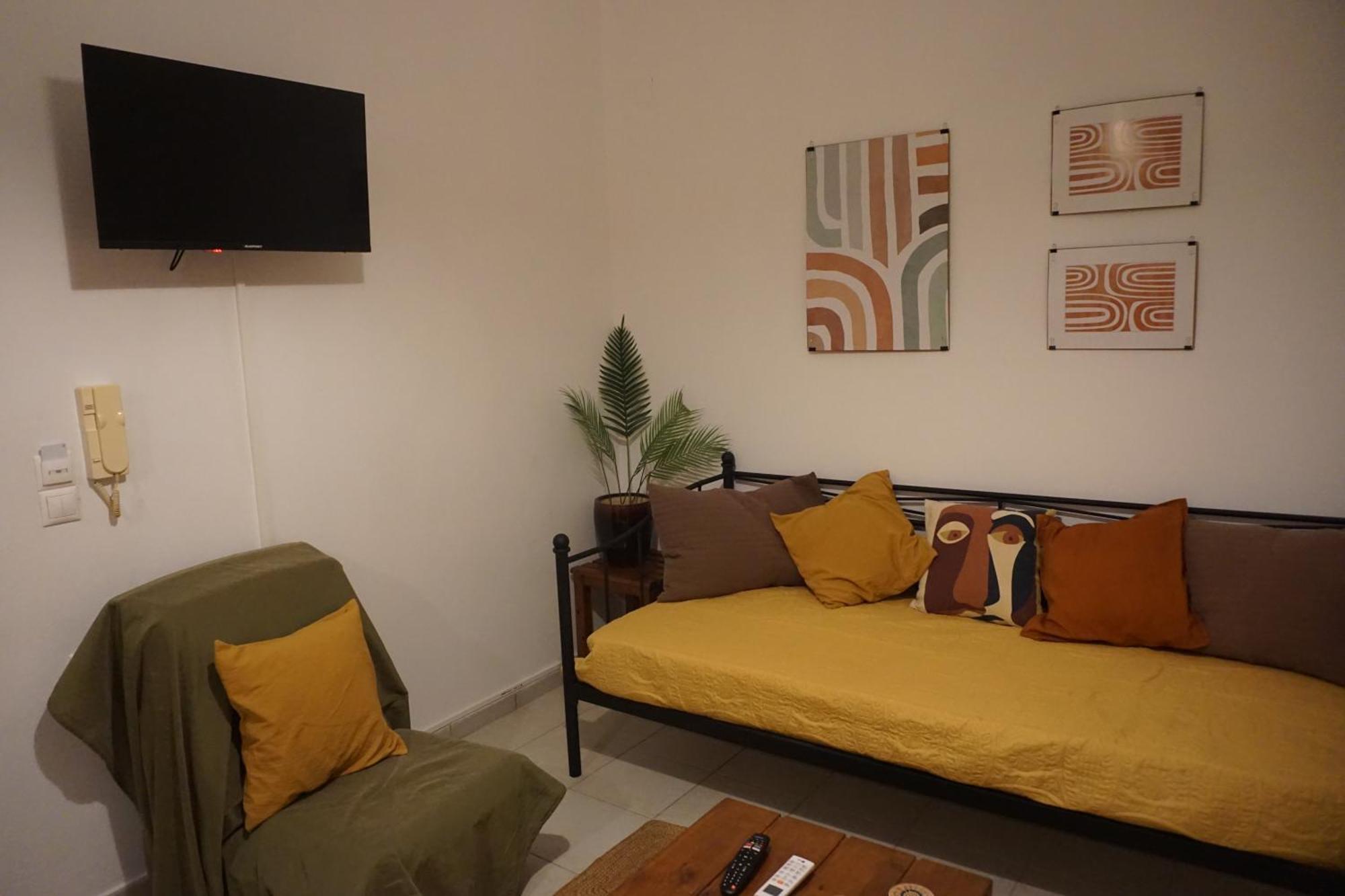 Mara'S Cozy City Apt كاندية المظهر الخارجي الصورة