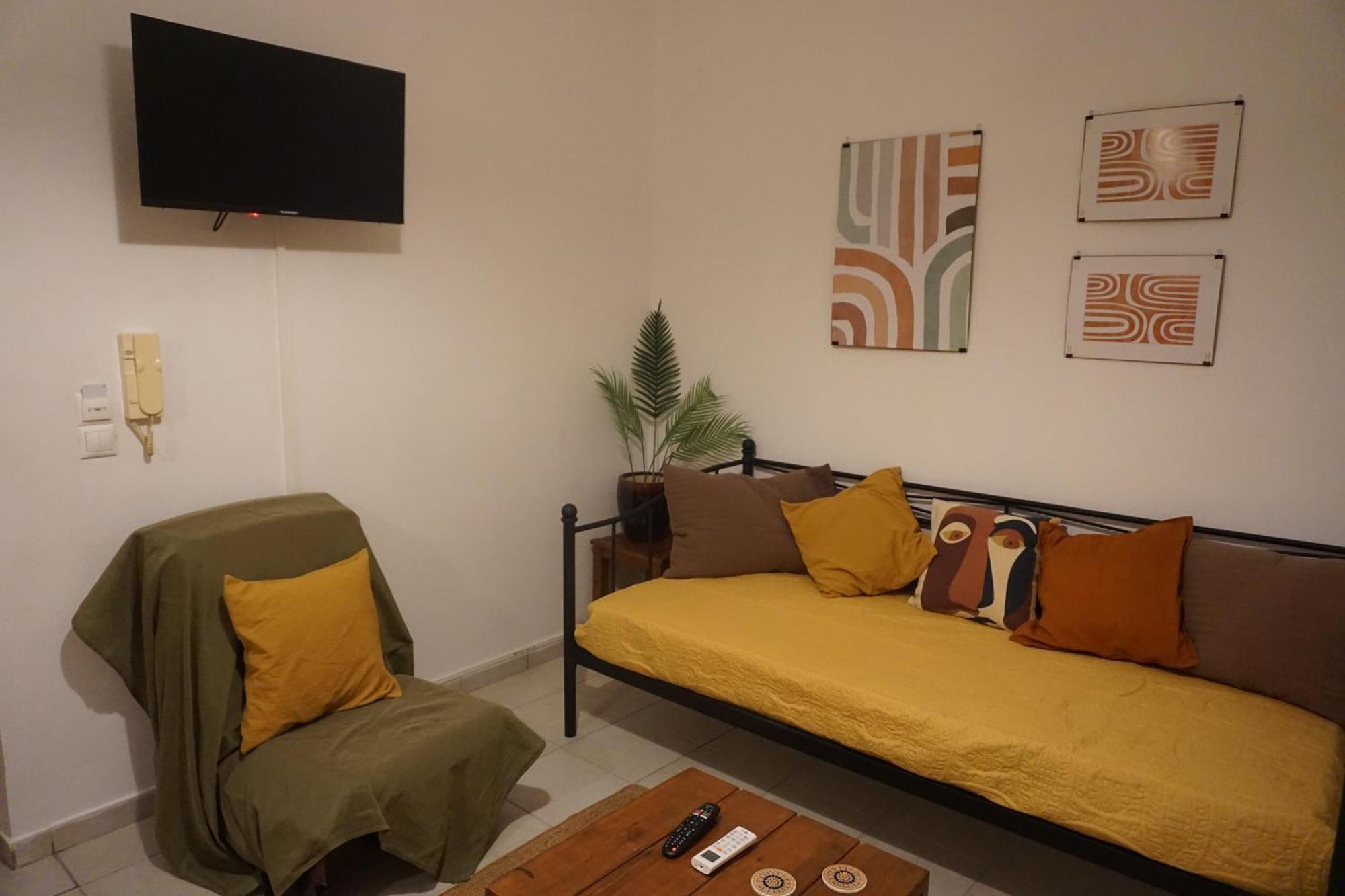 Mara'S Cozy City Apt كاندية المظهر الخارجي الصورة
